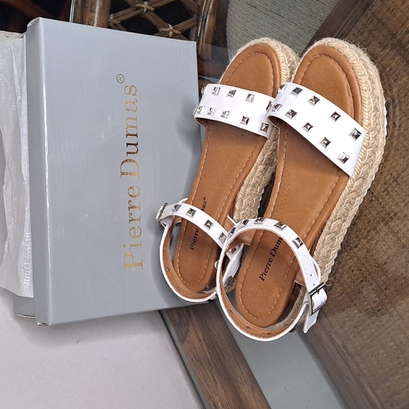 Pierre Dumas white studded platform sandal sz9 - Picture 2 of 7